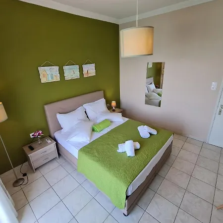 Kiki's Seaview House * Limenas (Thasos)